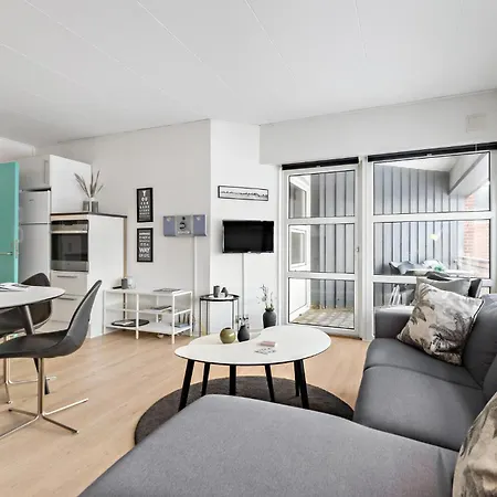 Bad, Lejl, 110 Apartamento